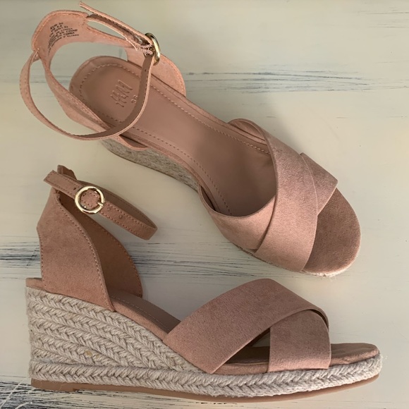 Low Wedge Leather Espadrilles in Red | Leather espadrilles, Espadrilles, Wedges